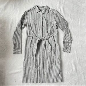 🥳3/$30🌸 Striped buttoned shirt dress Calvin